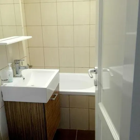 Апартаменти Apartament 2 Dorobanti Floreasca